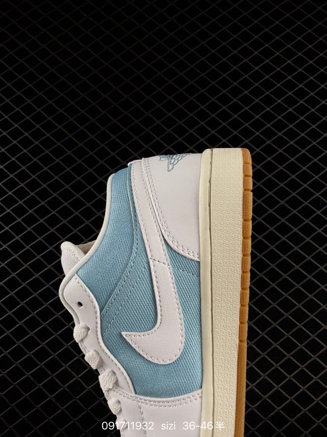 Nike Air Jordan 1 LowAJ1-HQ2004-400